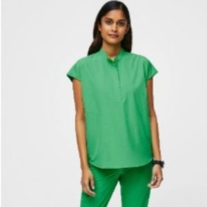 Figs oversized Rafaela scrub top FREEx Large NWT